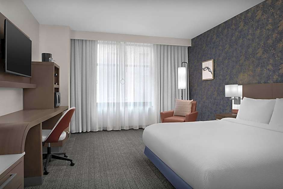 Courtyard by Marriott Richmond Downtown
