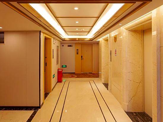 Companion Departure Hotel(Guangzhou Xiaobei Metro Sation)