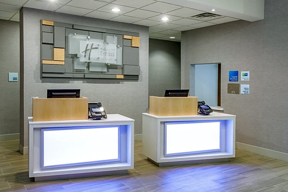 Holiday Inn Express Hotel and Suites Texarkana, an IHG Hotel