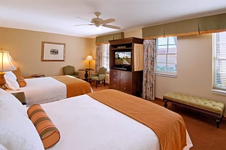 Queen Room with Two Queen Beds - Resort View
