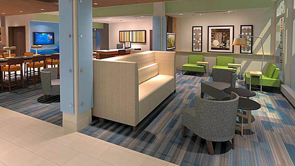 Holiday Inn Express and Suites Calgary Airport Trail NE By IHG