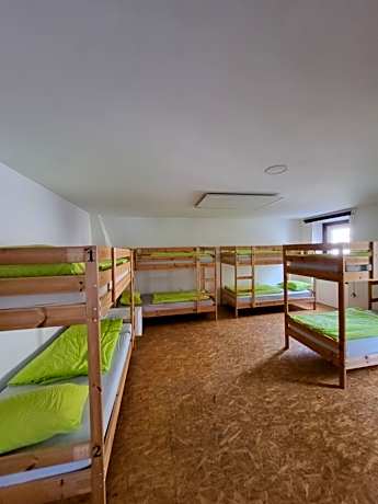 Bed in 10-Bed Mixed Dormitory Room