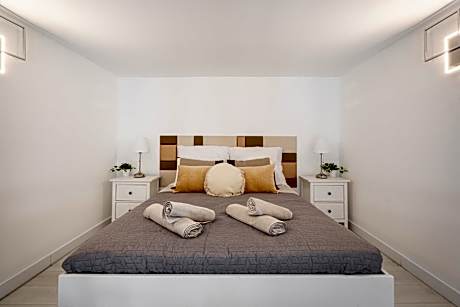 Twin Room with Balcony