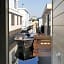 Houseboat apartment with water terrace, free bikes & fast wifi