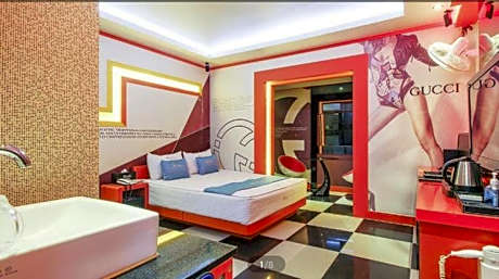 Double or Twin Room with Private Bathroom