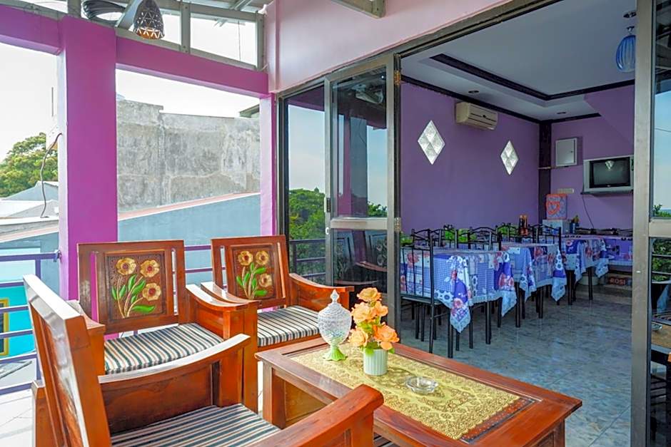 RedDoorz @ Hotel Aulia Majene