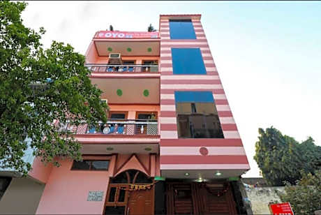 Hotel O by OYO Smart City Guest House