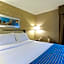 Holiday Inn Express Fargo - West Acres By IHG