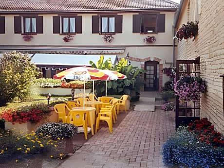 Logis Auberge De La Plaine