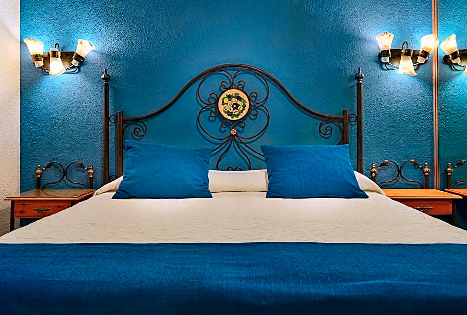 Regency Torviscas Apartments and Suites