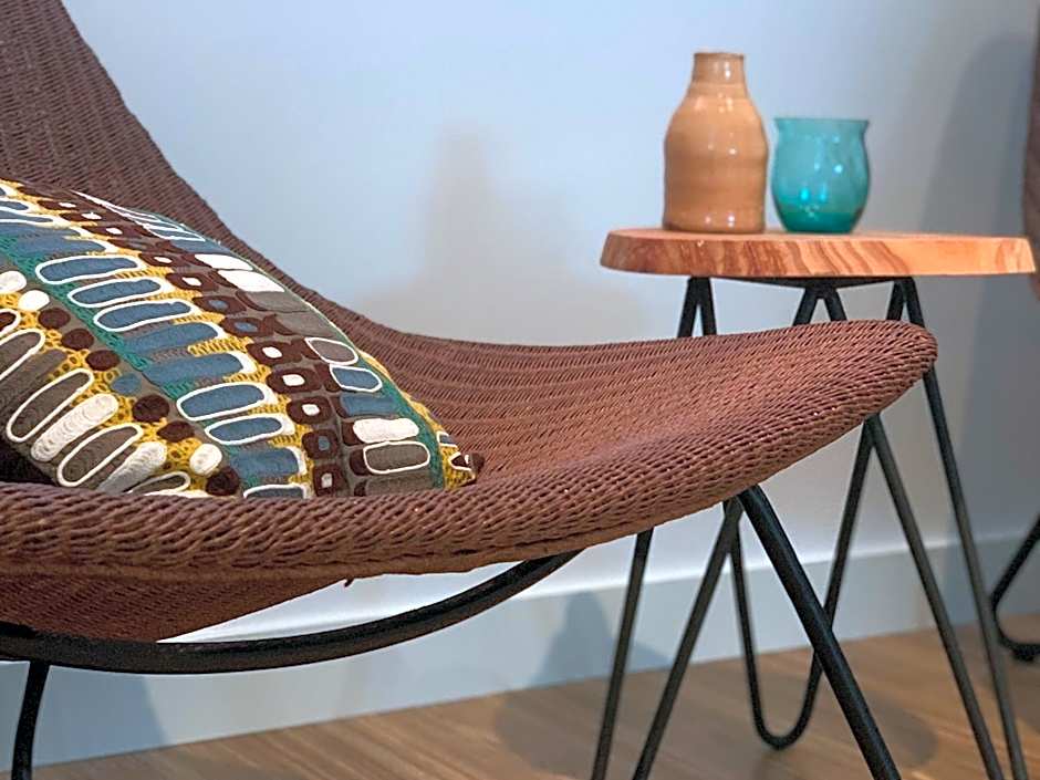 Hotel Au Nom De Dieu