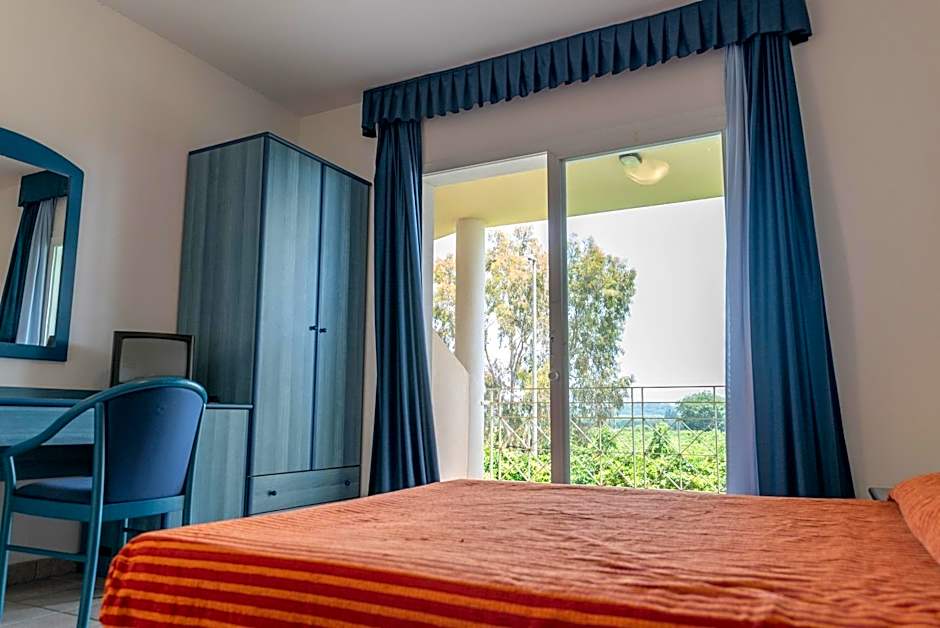 Nicotera Beach Village