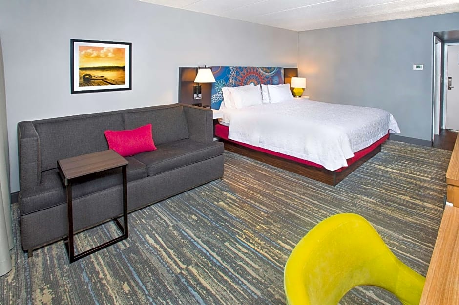 Hampton Inn By Hilton And Suites Annapolis