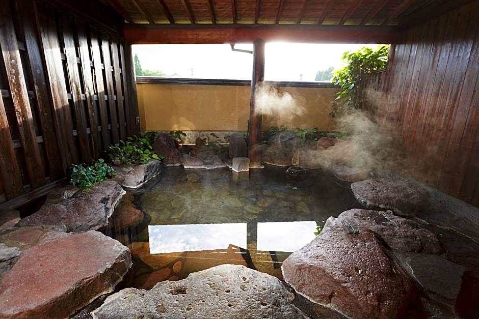 Yufuin Ryokan Nogiku