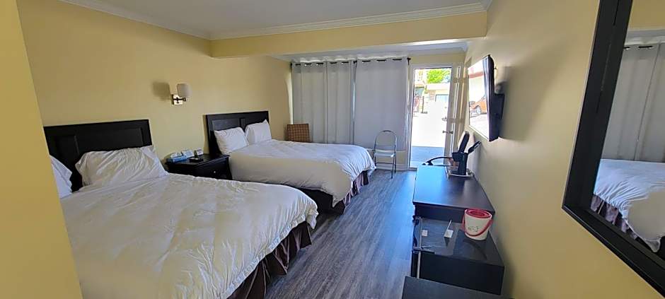 North Shore Wayside Inn