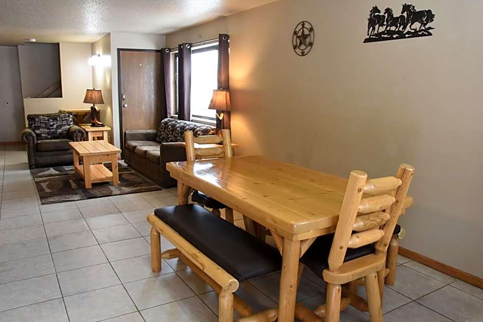 Woodside Dells Hotel & Suites