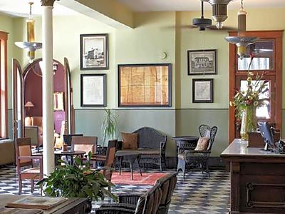 Hotel Frederick
