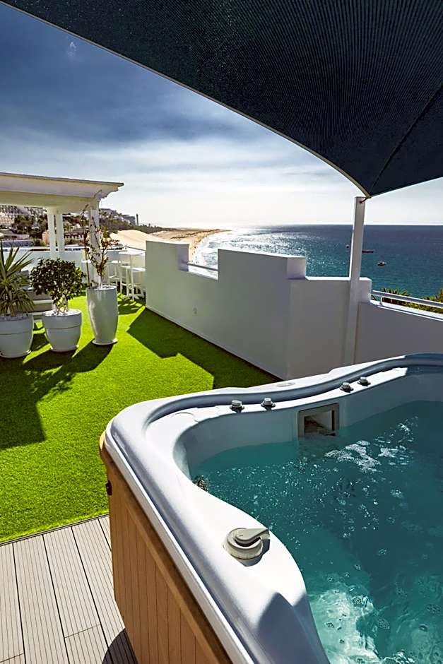 ALTAVISTA APARTAHOTEL-Adults Only over 14