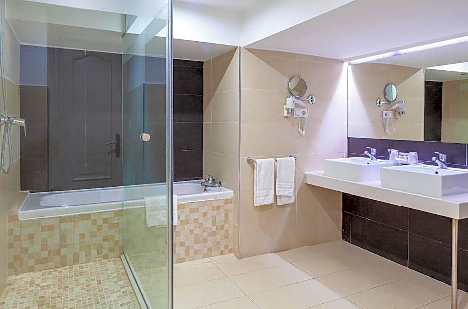 Hotel Olympia Consul del Mar