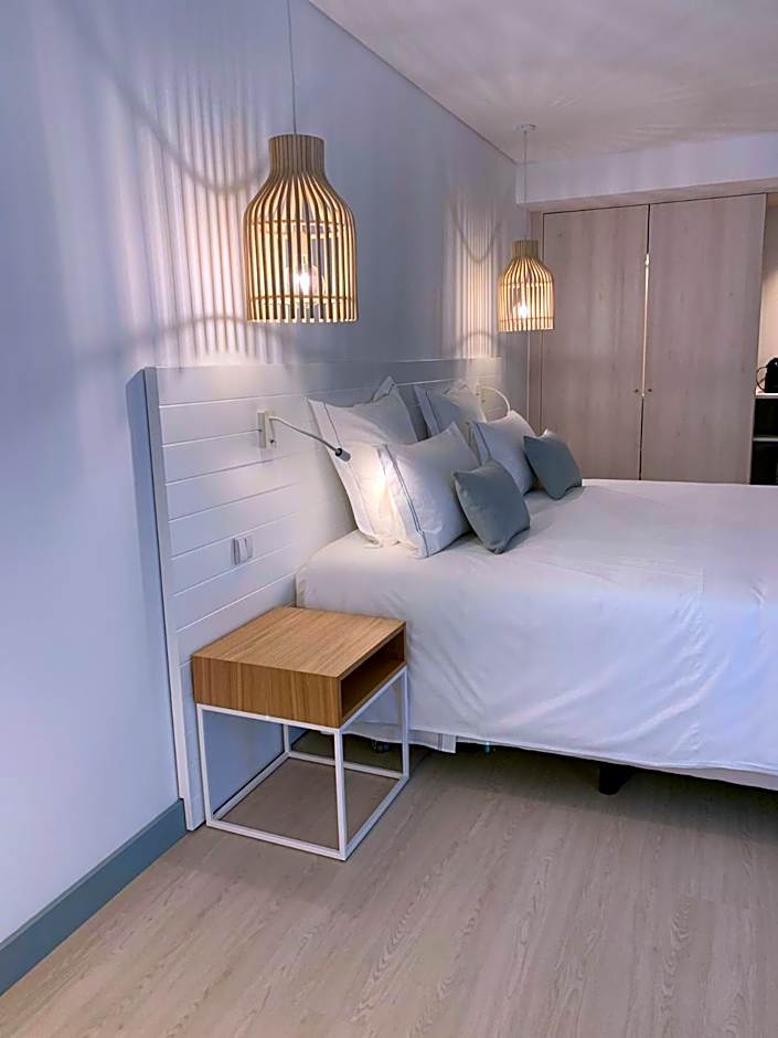 Malibu Foz Hotel - La Maison Younan