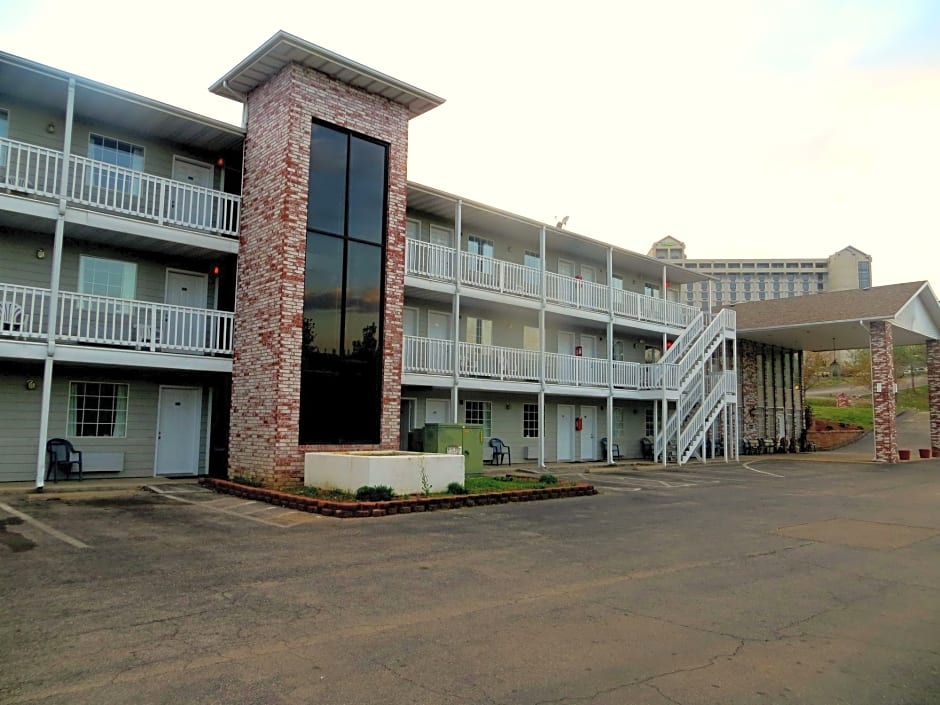 Peach Tree Inn