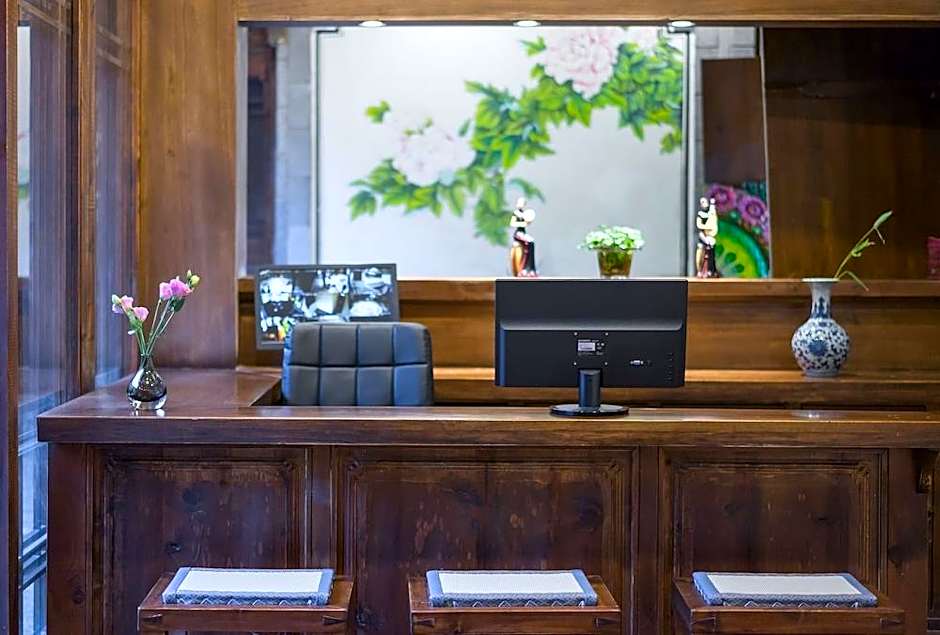 Lijiang Lize Graceland Artistic Suite Hotel