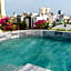 La Casa Hotel