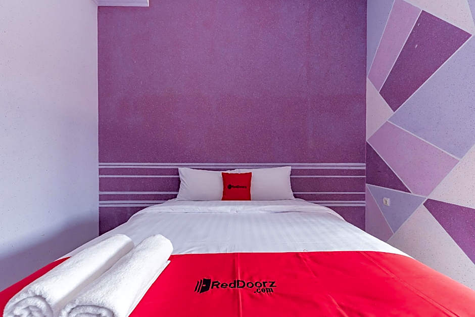 RedDoorz Syariah @ Jalan Siliwangi Tasikmalaya