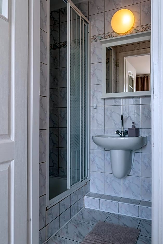 Gościniec Skolimówka Restauracja i pokoje ze śniadaniem na Kaszubach