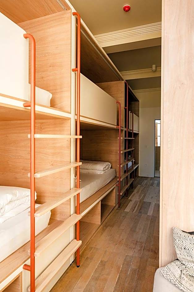 CENTRAL Hostel La Rochelle Centre