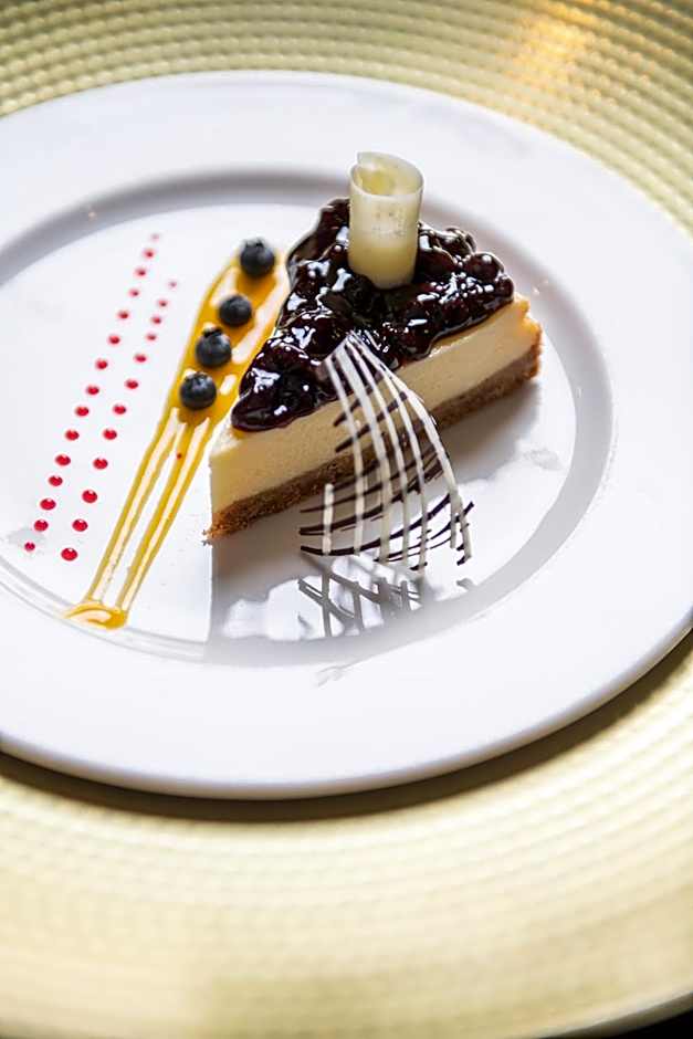 Acacia Premier Hotel