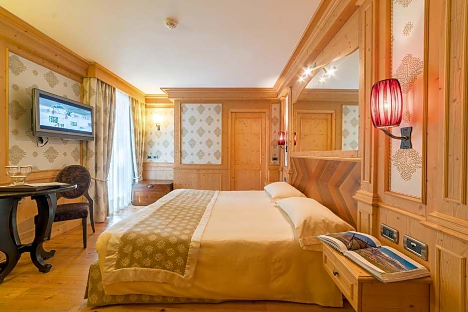 Cristal Palace Hotel