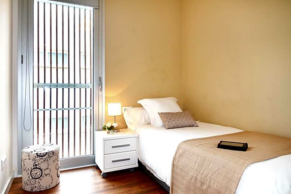 Feelathome Poblenou Beach Apartments