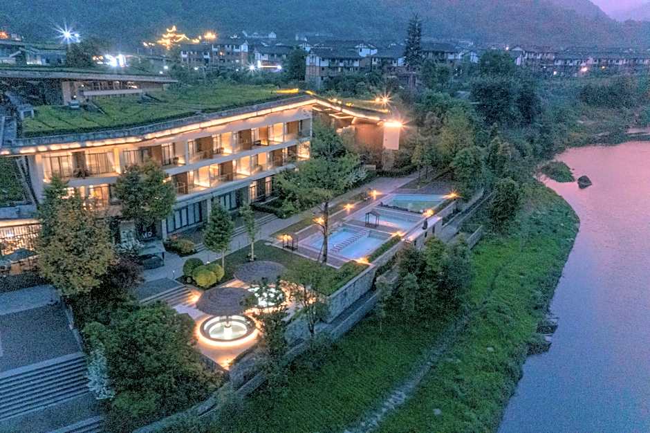 Holiday Inn Express Emei Mountain By IHG