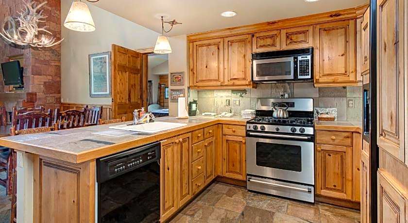 Lodges At Deer Valley