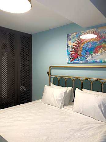 Quadruple Room with Shared Bathroom