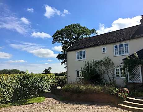 No.1 Mulsford Cottage