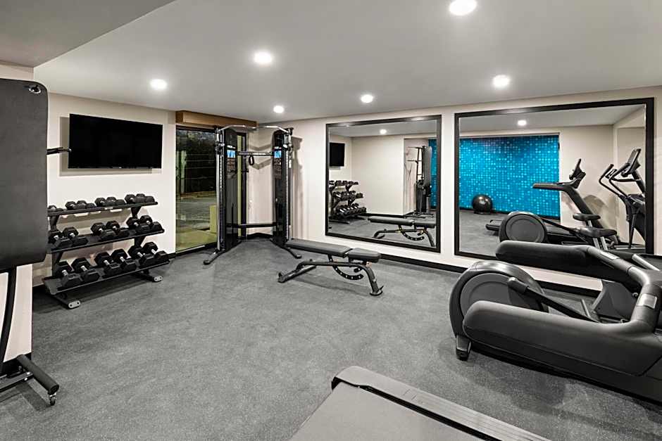 La Quinta Inn & Suites by Wyndham Atlanta Roswell