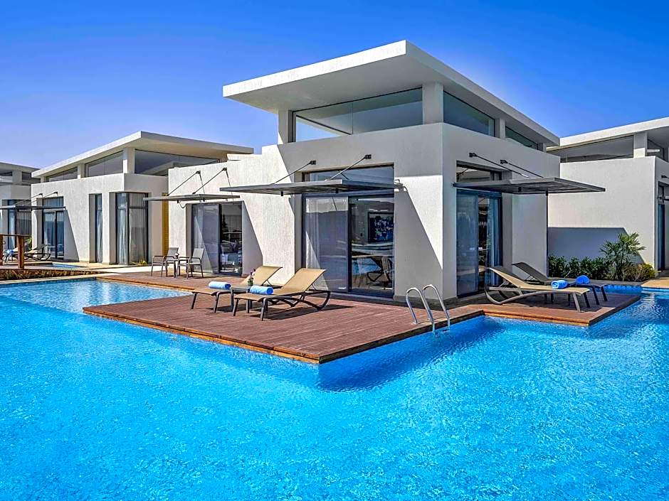 Rixos Premium Magawish Suites and Villas