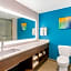 La Quinta Inn & Suites by Wyndham Oklahoma City Airport