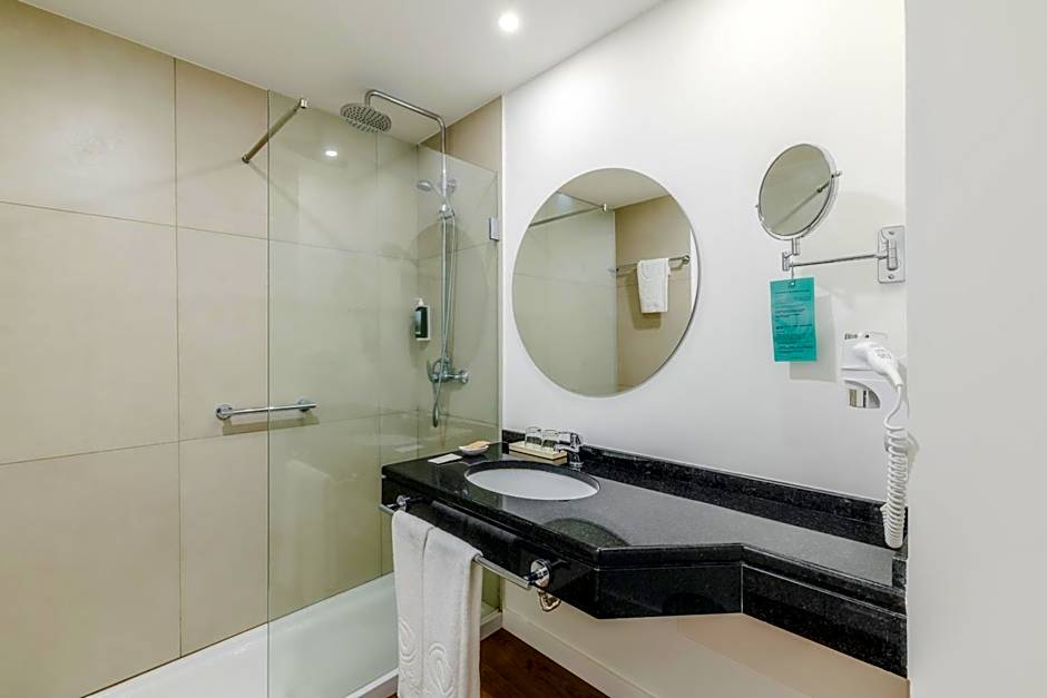 Enotel Santo da Serra