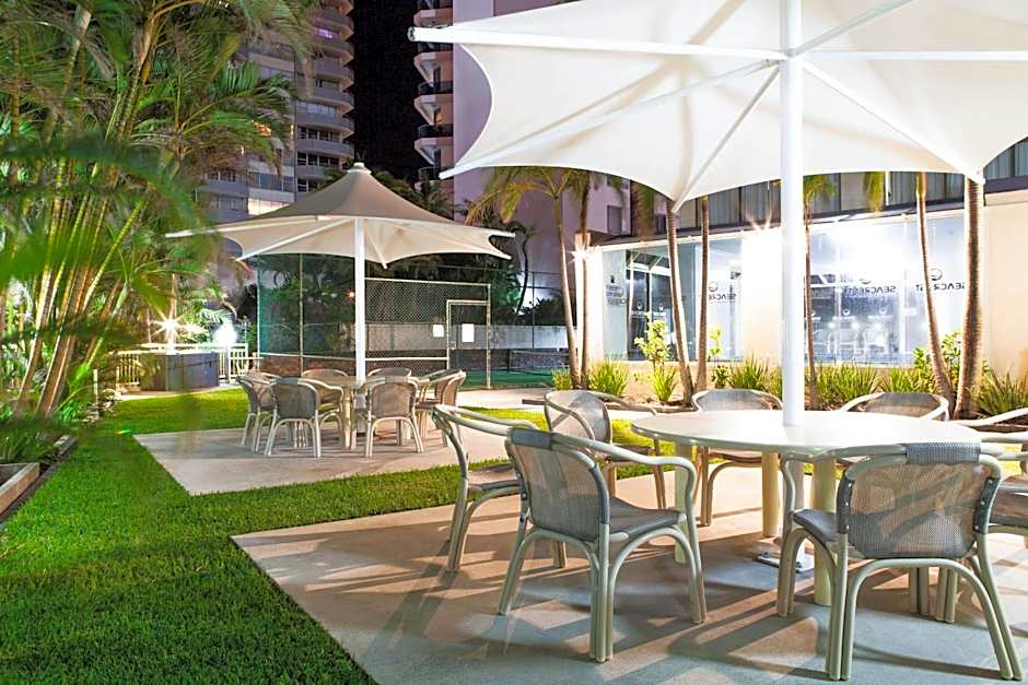 Seacrest Beachfront Apartments Gold Coast