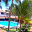 Hotel Plaza Almendros