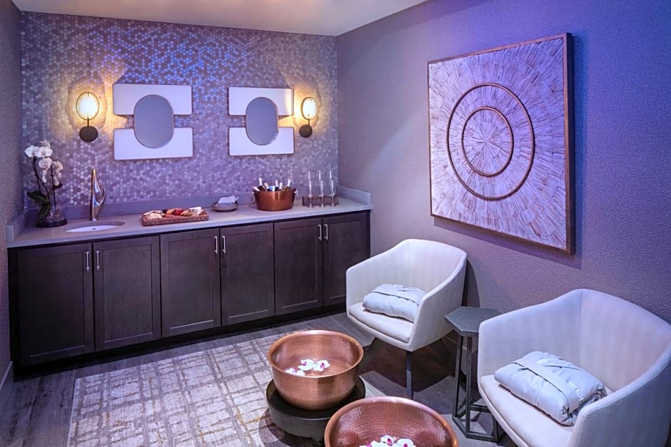 The Elms Hotel & Spa, a Destination by Hyatt Hotel