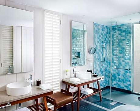 Rooftop Suite with Plunge Pool - Beachfront