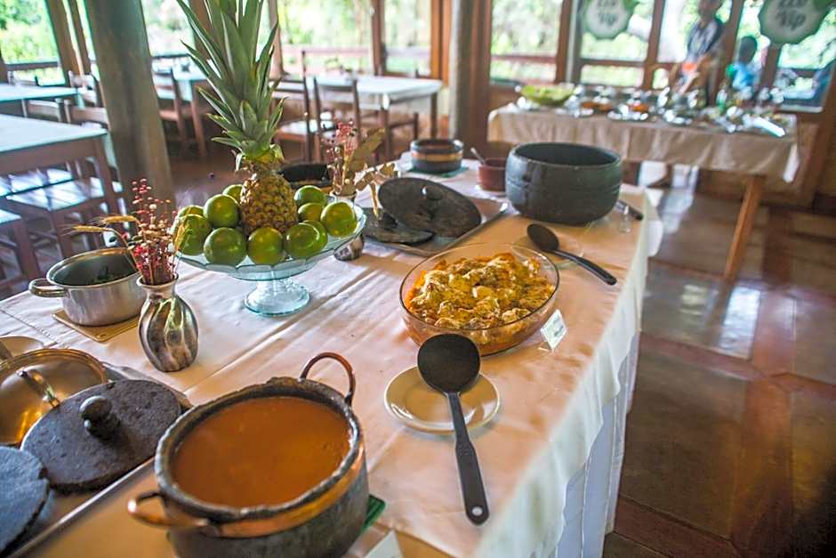 Pousada Fazenda Monjolos