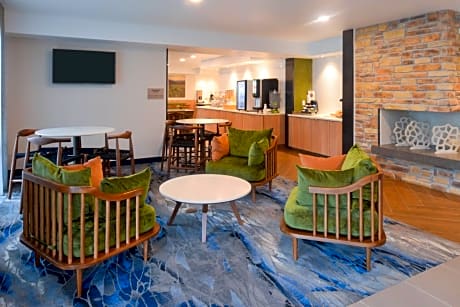 Fairfield Inn & Suites by Marriott Pittsburgh New Stanton