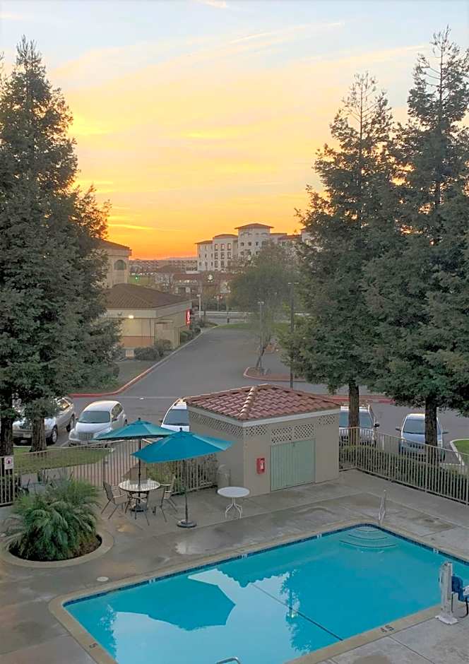Inn at Rohnert Park