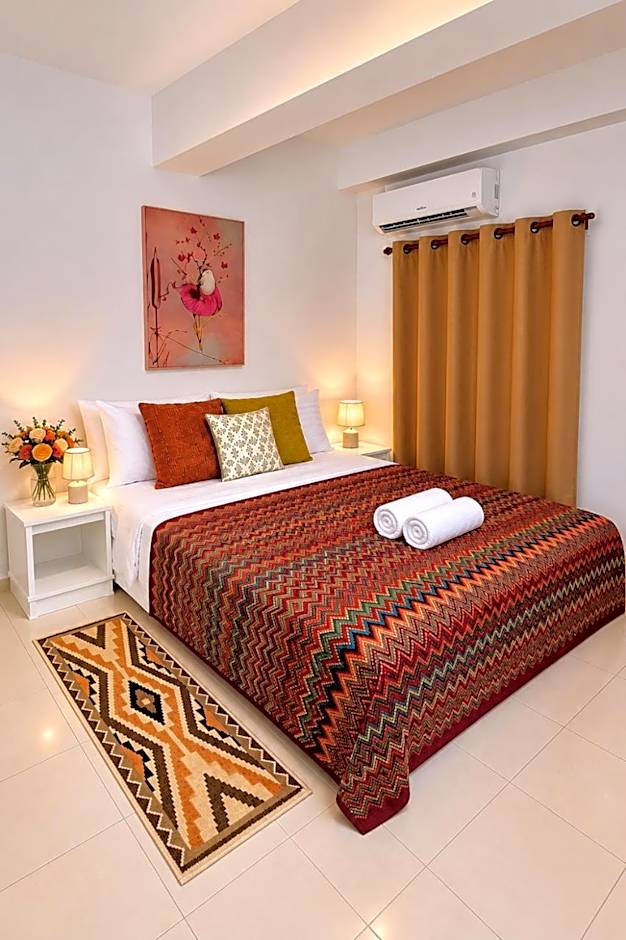 Holiday House Kata & Karon Phuket Hotel