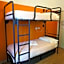 Sunflower Beach Backpacker Hostel & Bar
